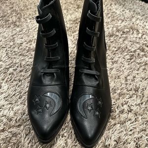 YRU ankle Booties, 9 women, Black